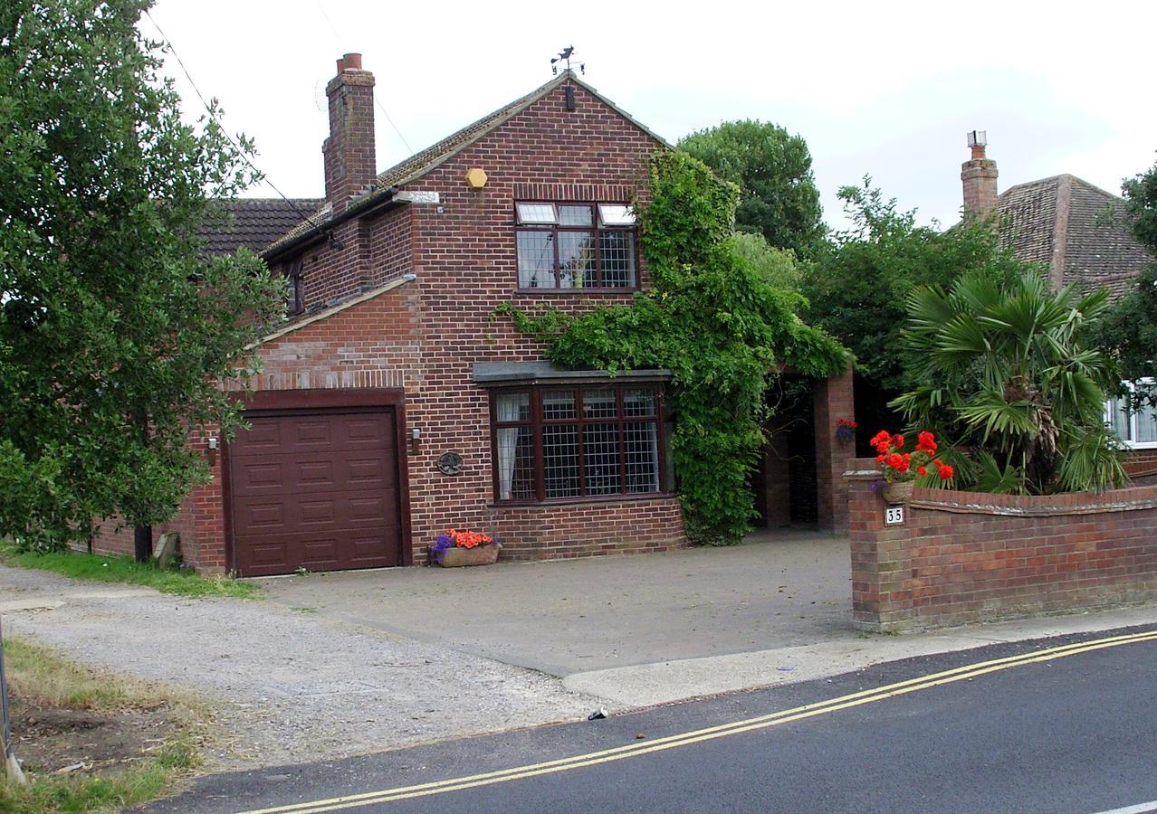 Barnfield B&B Saint Osyth Bagian luar foto